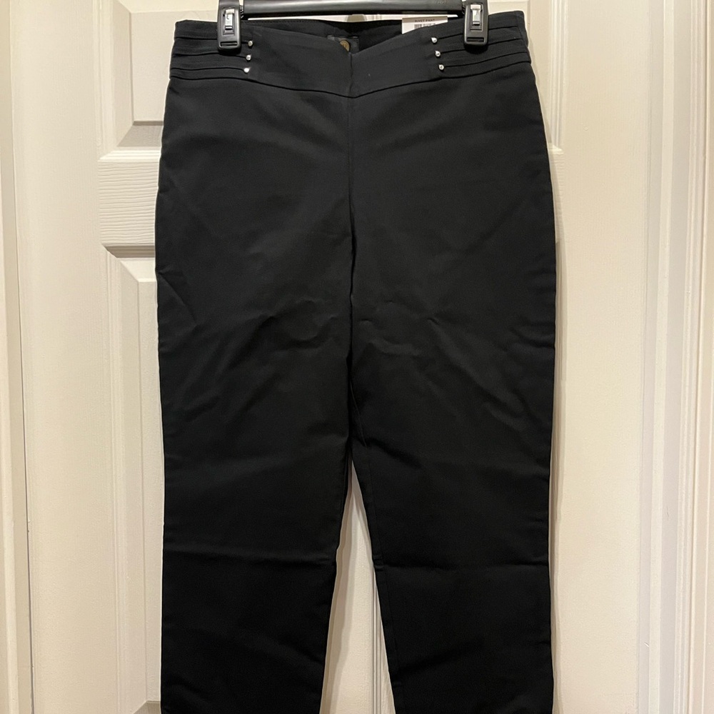 JM Collection Women's Black Slim Rivet Pants